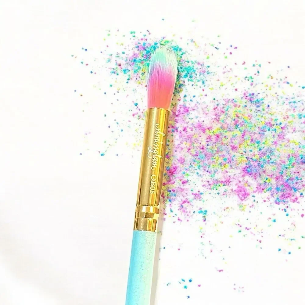 SLMISSGLAM OB05 Rainbow Eye Brush NWOB 1 ct New In Package